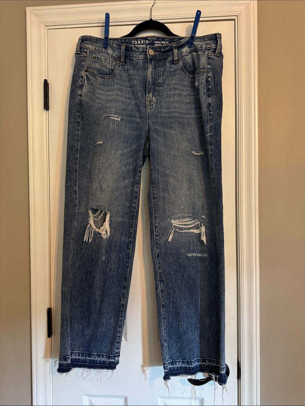 EUC Torrid Wide Leg Jeans
